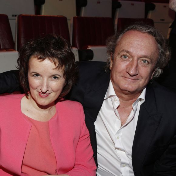 "J'ai habité rue Raynouard, puis rue Marceline-Desbordes-Valmore, quand j'ai divorcé (de son mari Philippe Vaillant, qui était aussi son producteur, ndlr), un petit appartement sous les toits..."

Anne Roumanoff et son mari Philippe Vaillant - Gala de l'IFRAD au Cirque D'Hiver à Paris. Bestimage