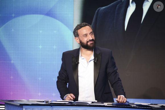 Exclusif - Cyril Hanouna, sur le plateau de l’émission « TPMP » présentée par C.Hanouna et diffusée en direct sur C8, Paris, France, le 11 février 2025. © Jack Tribeca / Bestimage