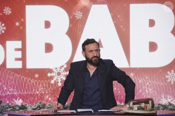 Exclusif - Cyril Hanouna sur le plateau de l'émission "Touche pas à mon poste" (TPMP) diffusée en direct sur C8 le 17 décembre 2024.

© Jack Tribeca / Bestimage