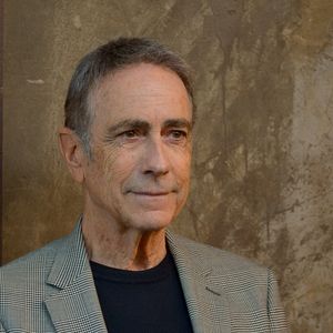 Alain Chamfort pose pour une séance photo lors du 11e Festival Lumière de Lyon à l'Institut Lumière à Lyon, en France, le 17 octobre 2019. Photo by Julien Reynaud/APS-Medias/ABACAPRESS.COM