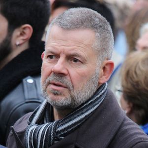 Éric Naulleau a pris la parole sur son compte X pour réagir à l'attaque dont ont été victimes la journaliste de "CNews" Isabelle Pibouleau et son compagnon.

Eric Naulleau lors de la cérémonie d'enterrement de Michou à l'église Saint Jean de Montmartre à Paris. Michel Georges Alfred Catty alias Michou, l'homme bleu de la vie nocturne parisienne, décédé, était le propriétaire du célèbre cabaret de travestis " Chez Michou " à Montmartre. Photo par Nasser Berzane/ABACAPRESS.COM