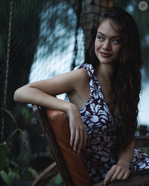 Hinaupoko Deveze, Instagram