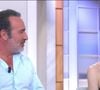 Jean Dujardin surpris par Jeanne Cherhal dans "C à vous", diffusé sur France 5 ce 11 mars 2026

Copyright : Capture d'écran France 5 / C à vous