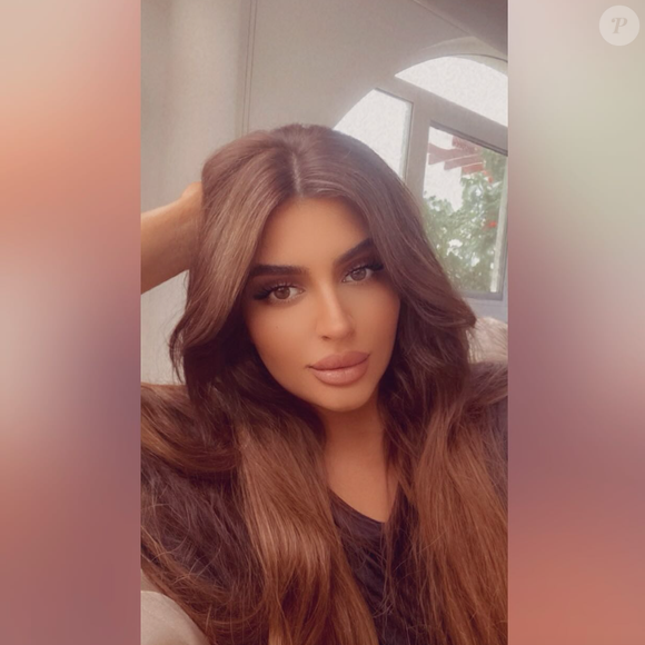 En 2023, elle avait épousé Sheikh Mana bin Mohammed bin Rashid bin Mana Al Maktoum, un homme d'affaires émirati

La princesse Mahra, fille de Mohammed ben Rachid Al Maktoum, émir de Dubaï.
Crédit : Instagram