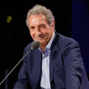 Désormais à la tête de son propre podcast, Bourdin Média, il défend un journalisme "libre, indépendant et authentique".
Jean-Jacques Bourdin - Conférence de presse de rentrée de BFMTV saison 2021/2022 à l'Altice Campus à Paris, France, le 25 août 2021. © Christophe Clovis/Bestimage