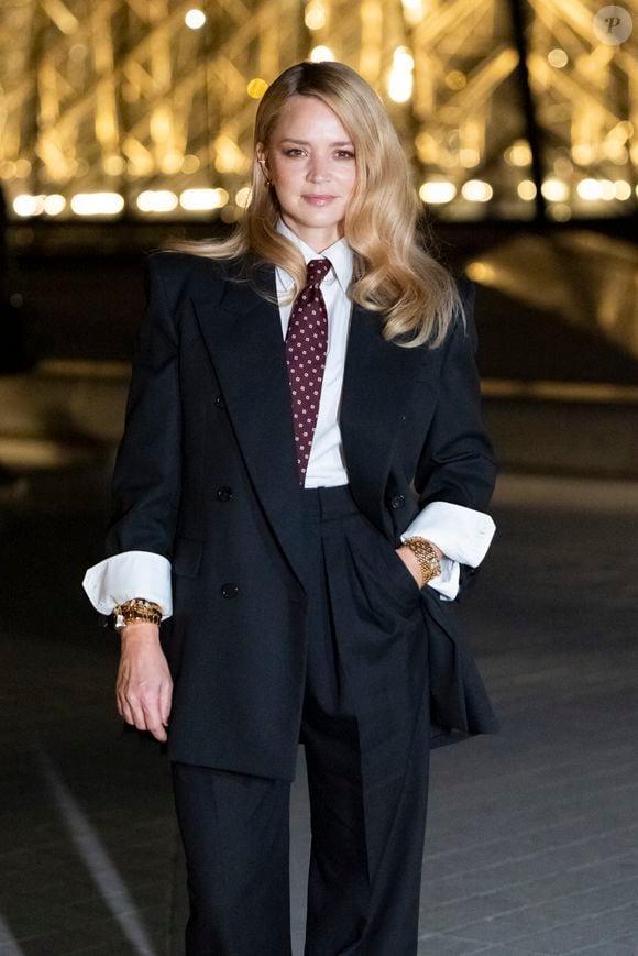 Virginie Efira - Photo Call du « Le Grand Diner du Louvre « lors de la Fashion Week  à Paris le 5 mars 2025. © Olivier Borde /Bestimage