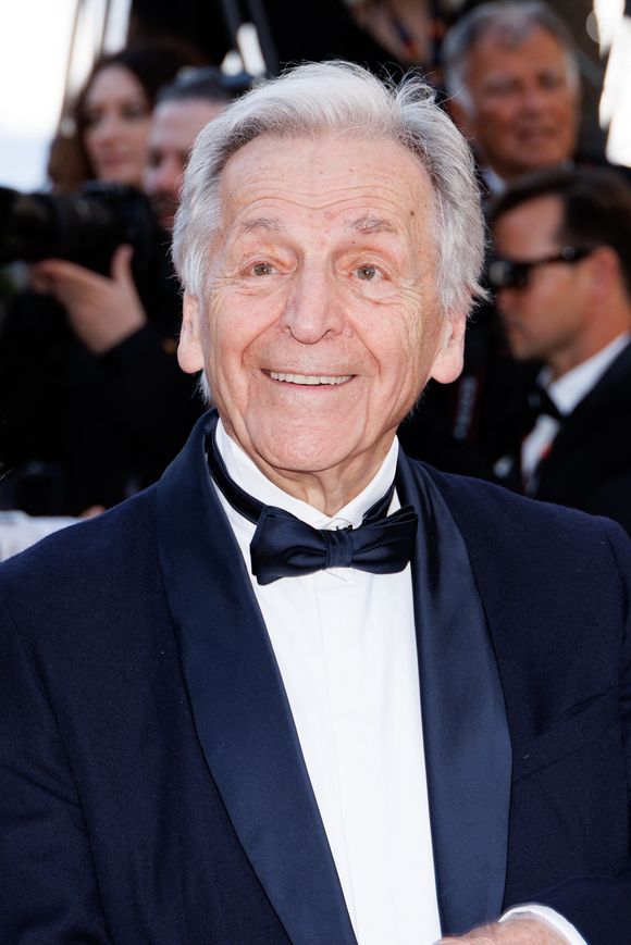 Constantin Costa-Gavras - Montée des marches du film « Dossier 137 » lors du 78ème Festival International du Film de Cannes, au Palais des Festivals à Cannes. Le 15 mai 2025
© Jacovides-Moreau / Bestimage