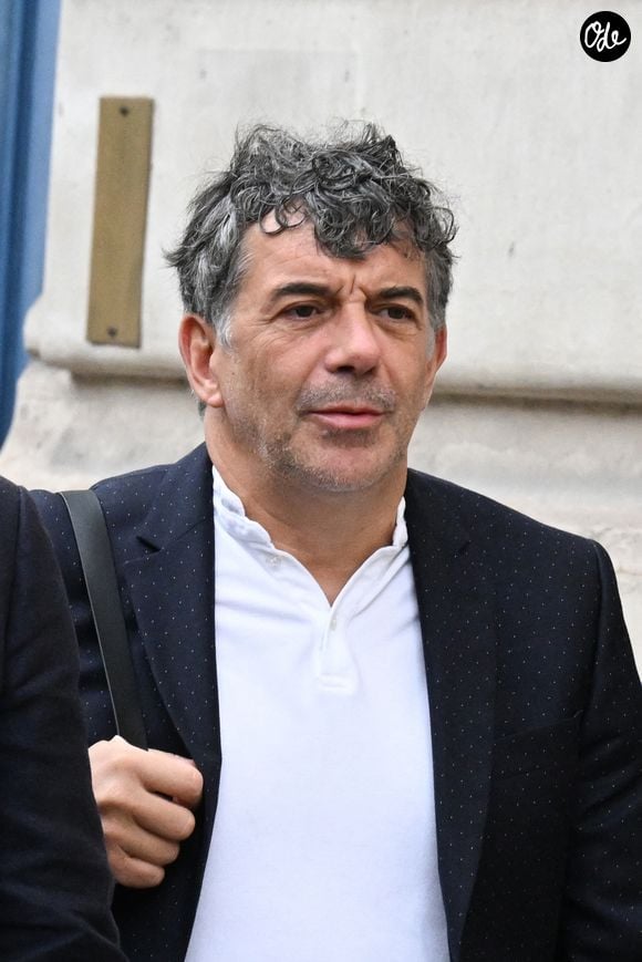 Exclusif - Stéphane Plaza arrive à la Maison de la Chimie à Paris avec ses avocats pour donner une conférence de presse le 5 juin 2025.