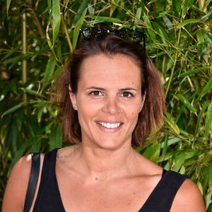 Laure Manaudou a effectué un saut en parachute au-dessus du bassin d’Arcachon avec le parachutiste David Lince.

Laure Manaudou pose au village lors de la finale hommes de Roland Garros à Paris, France. Photo by Nicolas Gouhier/ABACAPRESS.COM