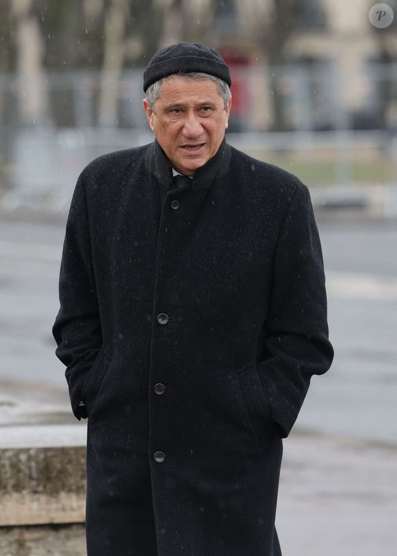 guest - Arrivées aux obsèques de Jean-Louis Debré en la cathédrale Saint-Louis des Invalides à Paris le 10 mars 2025. © Cyril Moreau/Bestimage