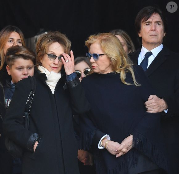 Nathalie Baye, Sylvie Vartan, Tony Scotti lors de la cérémonie funéraire organisée en mémoire de Johnny Hallyday à Paris. Photo by Christian Liewig Abacapress.com
