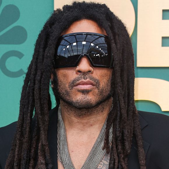 De retour dans sa loge, il avait tout détruit : lavabo, toilettes, mobilier…

Archives : Lenny Kravitz
Backgrid USA / Bestimage