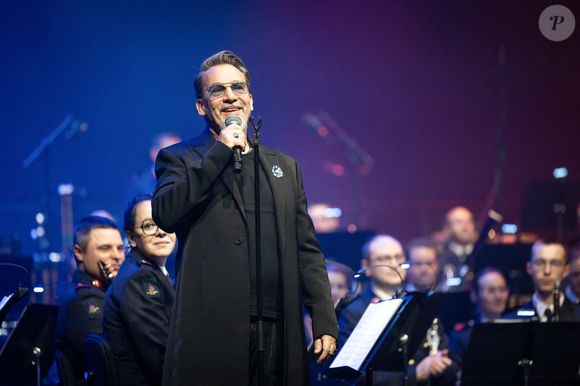 Le chanteur Florent Pagny se produit lors d'un concert de charité, Sentinelles D'Un Soir, organisé par le Gouverneur Militaire de Paris au profit des Bleuets de France, des soldats blessés et des victimes du terrorisme à la Salle Pleyel à Paris, France, le 30 mai 2024. Photo David Boyer/Abaca