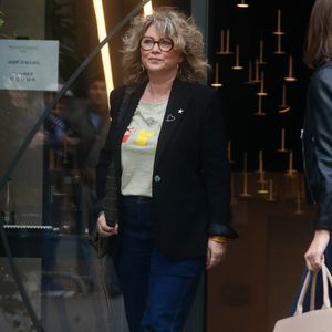 Cécile Bois - Arrivées à l'enregistrement de l'émission "Vivement Dimanche" présentée par M. Drucker et qui sera diffusée le 22 octobre 2023 sur France 3 au studio Gabriel à Paris, France, le 17 octobre 2023. © Christophe Clovis/Bestimage