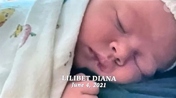 Meghan Markle a publié des images de sa fille Lilibet


Le prince Harry, duc de Sussex et Meghan Markle, duchesse de Sussex, dévoilent des photos de leur fille Lilibet, 1 an, dans le 6ème épisode du documentaire "Harry & Meghan" (Netflix). Le 15 décembre 2022.