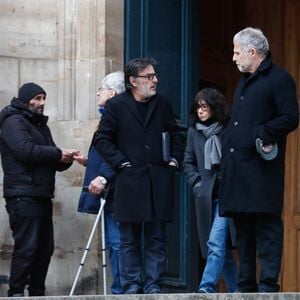 Yvan Attal et Stéphane Guillon - Sorties des obsèques de Niels Arestrup à l'Église Saint-Roch à Paris. Le 10 décembre 2024
© Christophe Clovis / Bestimage