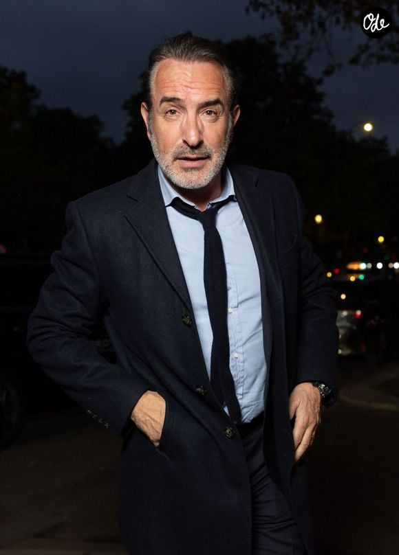 Jean Dujardin a fait une apparition très remarquée dans la mythique cité balnéaire pour le lancement du festival en plein air "Les Nuits de la Ponche".

Exclusif - Jean Dujardin - Les célébrités arrivent au dîner du Cinéma du Madame Figaro au restaurant "Gigi" à Paris le 31 mars 2026. © Julien Sarkissian/Bestimage