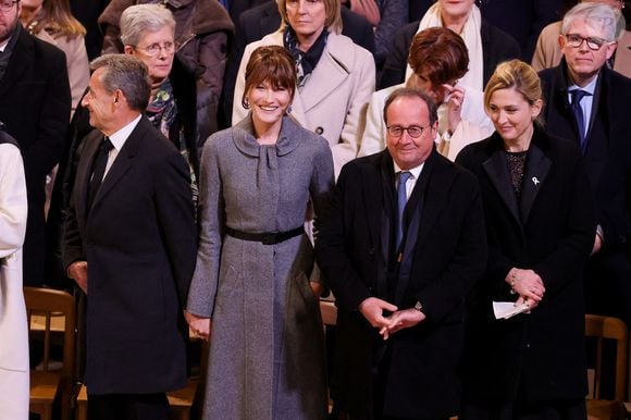 Nicolas Sarkozy, Carla Bruni, François Hollande, sa femme Julie Gayet - Cérémonie de réouverture de la cathédrale Notre-Dame de Paris, le 7 décembre 2024. Joyau de l’art gothique, lieu de culte et de culture, symbole universel de la France et de son histoire, la cathédrale de Notre-Dame de Paris rouvre ses portes les 7 et 8 décembre, cinq ans après le terrible incendie qui l’avait ravagée le 15 avril 2019. 
© Dominique Jacovides / Bestimage