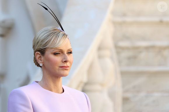 La princesse Charlene de Monaco dans la cour du palais princier le jour de la fête nationale de Monaco le 19 novembre 2024. © Jean-Charles Vinaj / Pool Monaco / Bestimage