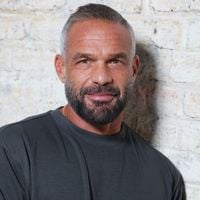 Philippe Bas : Qui est sa femme Valentina avec qui il s'est récemment marié et qu'il a rencontrée via Instagram ?