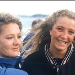 Marie-Caroline et Marine Le Pen à La Trinité sur mer en 1987.