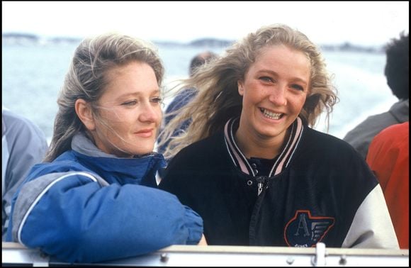 Marie-Caroline et Marine Le Pen à La Trinité sur mer en 1987.