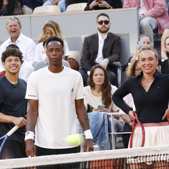 Stefanos Tsitsipas, Gaël Monfils - Soirée "Gael & Friends" à Roland Garros sur le court Philippe Chatrierà Paris le 21 mai 2026. © Marc Ausset-Lacroix/Bestimage