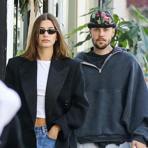 EXCLUSIF West Hollywood, CA Justin Bieber et sa femme Hailey Bieber arrivent au VODA Spa à West Hollywood. 

Sur la photo :  Justin Bieber et Hailey Bieber