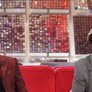 Serge Lama et Frédéric Lama lors de l'enregistrement de l'émission "Vivement Dimanche" de Michel Drucker, Paris-France, le 15/11/2001. Crédit Jean-Jacques Datchary/Abaca