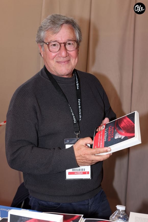 Patrick Sabatier lors de la 40ème Foire du Livre de Brive 2022 à la Halle George Brassens à Brive-la-Gaillarde le 6 novembre 2022. © Jean-Marc Lhomer / Bestimage