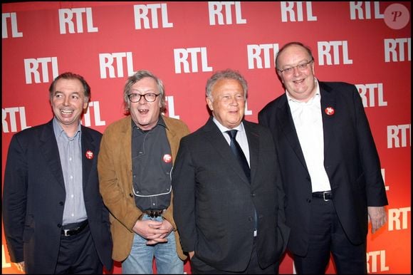 Philippe Chevallier, Jean-Jacques Peroni, Philippe Bouvard, Bernard Mabille.  30 ans des Grosses Têtes à la Tour Eiffel. Photo par COADIC GUIREC / BESTIMAGE