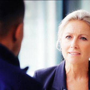 Anne-Sophie Lapix l'a en effet interrogé sur l'état d'Isabelle Nanty après la collision

Captures d'écran de la première émission de Anne-Sophie Lapix "20 20" sur M6  le 7 septembre 2025.

© Alain Guizard / Bestimage