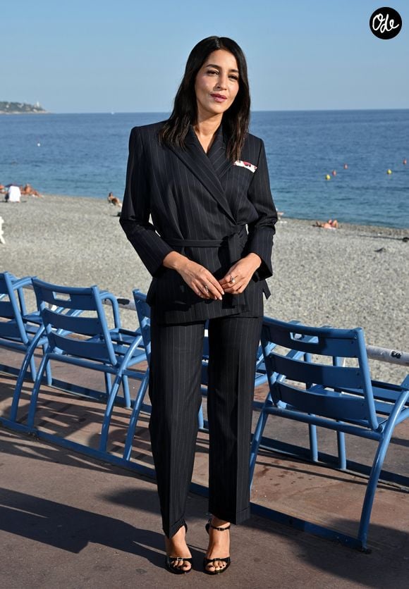 Leïla Bekhti - Photocall du film "Changer l'eau des fleurs" réalisé par J.-Pierre Jeunet d'après le roman de V.Perrin dans le cadre de la 8ème édition du Festival Ciné Roman à Nice le 28 Septembre 2026. © Jacovides-Bebert/Bestimage