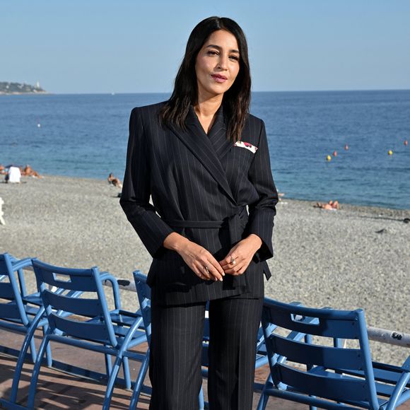 Leïla Bekhti - Photocall du film "Changer l'eau des fleurs" réalisé par J.-Pierre Jeunet d'après le roman de V.Perrin dans le cadre de la 8ème édition du Festival Ciné Roman à Nice le 28 Septembre 2026. © Jacovides-Bebert/Bestimage