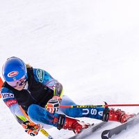 La skieuse française Margot Simond a perdu la vie à 18 ans, une hypothèse avancée : "A-t-elle bien géré la forêt de piquets ?"