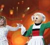 D'octobre 2026, à mars 2027, elle arpente la France pour entonner ses tubes les plus mythiques tels que "Bécassine" ou "Pandi-Panda".

Chantal Goya lors du concert du gala de Noël de l'association Tout le monde contre le cancer fête ses 20 ans diffusé le 24 décembre sur M6 à l'Adidas Aren Porte de la Chapelle à Paris, France, le 4 décembre 2025. 
© Coadic Guirec/Bestimage