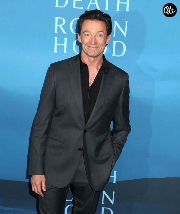 Son apport quotidien atteint jusqu'à 6 000 calories pour soutenir ses entraînements.

10 juin 2026, New York (État de New York, États-Unis) – L'acteur Hugh Jackman foule le tapis rouge de l'avant-première mondiale de The Death of Robin Hood, organisée au cinéma AMC Lincoln Square 13, à New York.

Zuma Press / Bestimage