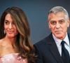 Située au bord du fleuve à Sonning-on-Thames, à 45 minutes de Londres, la maison de George et Amal a surtout vu son extérieur être détérioré

George Clooney et sa femme Amal Clooney - Première du film "Jay Kelly" à Londres, le 10 octobre 2025.
© PsnewZ / Bestimage