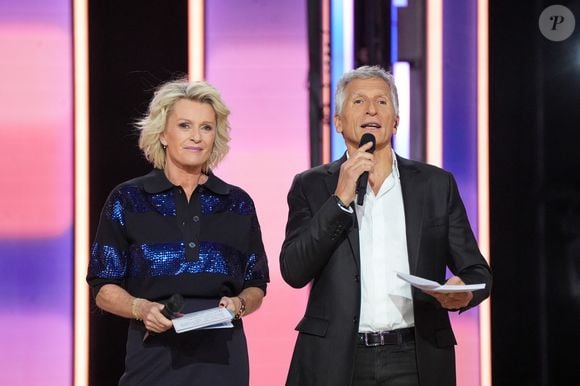 Face à une question sur la peur de vieillir, elle confie : “Peur de vieillir, c’est inéluctable, à quoi ça sert de rajouter du mal au mal ?”

Sophie Davant, Nagui lors de la soirée de lancement de la 39ème édition du Téléthon sur France 3 aux Studios du Lendit à Saint-Denis, France, le 5 décembre 2025. © Anne-Sophie Guebey/Bestimage