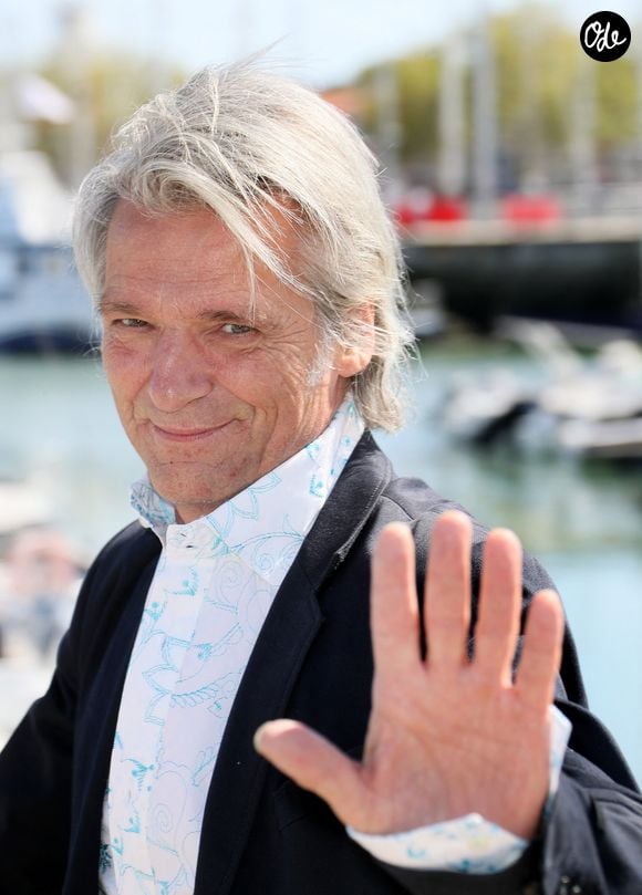 Yvan Le Bolloc'h au photocall de la série "Camera café" lors de la 24ème édition du Festival de la Fiction TV de La Rochelle, France, le 17 septembre 2022. © Patrick bernard/Bestimage