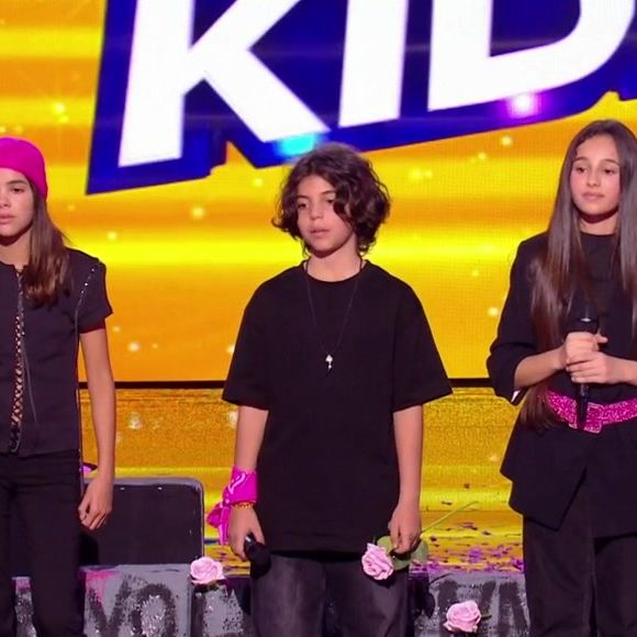 Lila Debbouze a participé à la demi-finale de "The Voice Kids" diffusée sur TF1 le samedi 26 septembre 2026. La fille de Jamel Debbouze et Mélissa Theuriau a été éliminée.