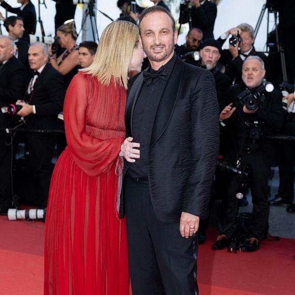 Émilie Dequenne et son mari Michel Ferracci - Montée des marches du film « Elémentaire » pour la cérémonie de clôture du 76ème Festival International du Film de Cannes, au Palais des Festivals à Cannes. Le 27 mai 2023
© Olivier Borde / Bestimage
