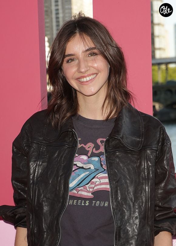 Pour rappel, elle est la fille d’Emmanuel-Philibert et de Clotilde Courau.

Vittoria de Savoie (fille d’Emmanuel-Philibert et de Clotilde Courau) - Photocall Prime Video "Elle" Summer Party au Noti Club à Paris le 6 juillet 2026. © Coadic Guirec/Bestimage