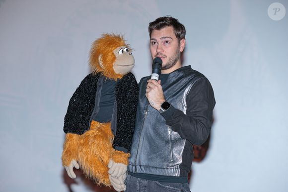 Jeff Panacloc et Jean-Marc à la première du film "Jeff Panacloc : À la poursuite de Jean-Marc" au Kinepolis de Lomme, France, le 25 novembre 2023. © Stéphane Vansteenkiste/Bestimage