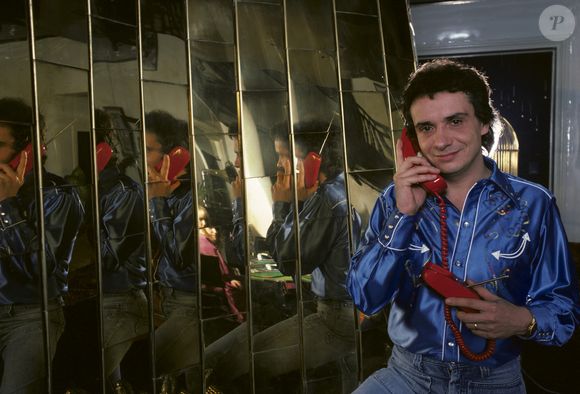 Archives - En France, à Neuilly-sur-Seine, Michel Sardou chez lui en février 1978.

Michel Ristroph via Bestimage
