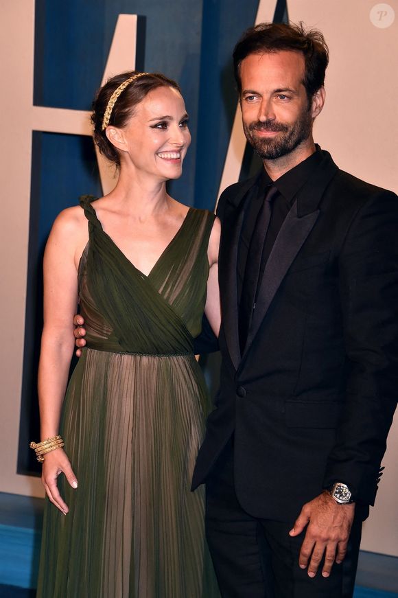 Natalie Portman et Benjamin Millepied au photocall de la soirée "Vanity Fair" lors de la 94ème édition de la cérémonie des Oscars à Los Angeles, le 27 mars 2022.