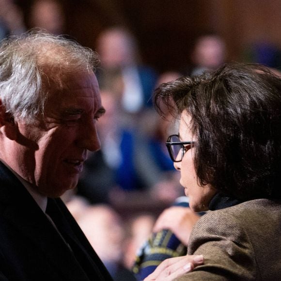 "À mon sens il ne serait pas très reconnaissant d’oublier cette participation” avait-il répondu sur le plateau de BFM TV.
François Bayrou, maire de Pau et président du modem Mouvement Democrate et Rachida Dati, ministre de la Culture - Le président de la République française prononce un discours sur l'Europe depuis l'université de la Sorbonne à Paris, France, le 25 avril 2024. © Jeanne Accorsini/Pool/Bestimage