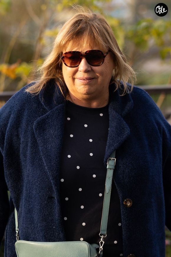 Michèle Bernier - Les célébrités arrivent à l'enregistrement de l'émission "Vivement Dimanche" aux studios Rive Gauche à Paris, diffusée le 21 décembre 2025 sur France 3.
© Julien Sarkissian / Bestimage # No web pour la Belgique et la Suisse