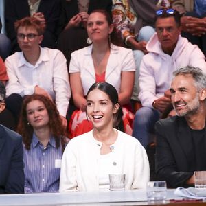 Exclusif - Roschdy Zem, Lyna Khoudri, Martin Bourboulon - Plateau de l'émission "C à vous" lors du 78ème Festival International du Film de Cannes le 22 mai 2025. © Jack Tribeca / Bestimage