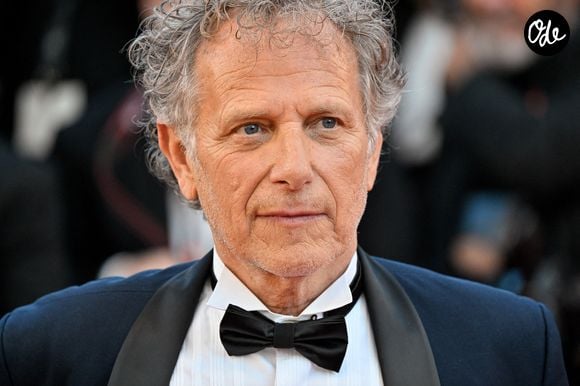 Charles Berling assistant à la projection du film *La Vie d'une femme* lors du 79e Festival de Cannes, à Cannes, en France, le 13 mai 2026. Photo de Julien Reynaud/APS-Medias/ABACAPRESS.COM